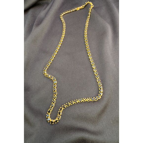 Beautiful Vintage Tennis Crystal Necklace - Picture 4 of 6